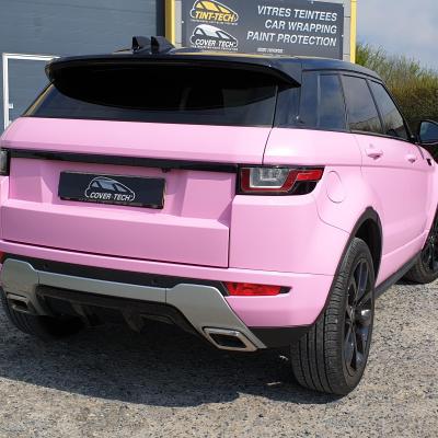 Evoque - Car Wrapping Bi-ton en Bubble Gum & Gloss Black