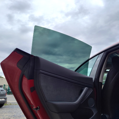 Model 3 - 80% Window Tint