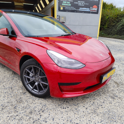 Model 3 - 80% Window Tint