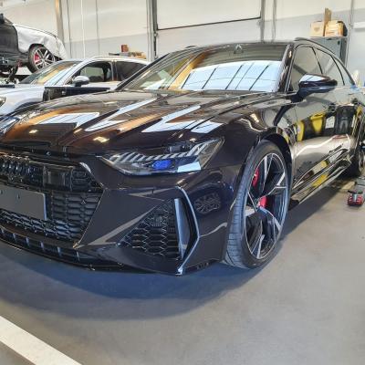 RS6 - Tinted Windows