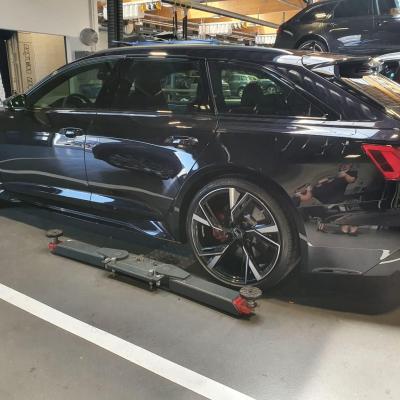 RS6 - Tinted Windows