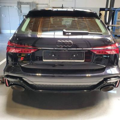 RS6 - Tinted Windows