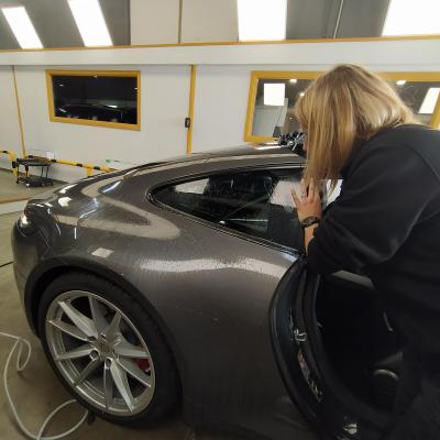 Porsche 911 - Tint van de achterruiten in 80%