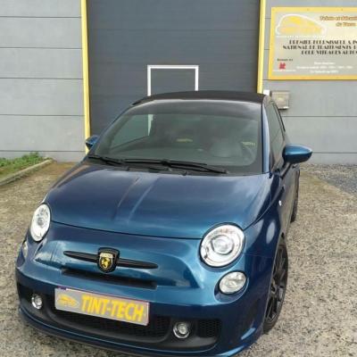 Fiat 500 - Tint van de achterruiten in 95% naast een zonnestrip ook in 95%